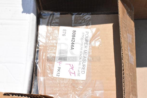 10 BRAND NEW SCRATCH AND DENT! Items Including 215CG20TAN CaterGator CG20TAN Tan 20 Qt. Rotomolded Outdoor Cooler / Ice Chest, 945WC5686 Curtis WC-5686-P Plastic Octagon Drip Tray, 11197166NB O-Cedar Commercial MaxiClean 97166-NB 15.5 oz. Medium Orange Cotton / Synthetic Blend Looped End Mop Head with 1 1/4" Band - 12/Case, 124NSB30 American Metalcraft NSB30 Black Stamped-Out Number Table Stands - 21 to 30, 2 RWP0060B Square Black Plastic Plates, 124GVHSS American Metalcraft GVHSS 13 1/4" Hammered Gold Vintage Slotted Spoon, 8084244A TableCraft 0.875 oz. Clear Spout / Blue Tail Measured Liquor Pourer with Collar 4244A - 12/Pack, 15903032 Araven 03032 1/2 Size Translucent Polypropylene Food Pan with Airtight Lid - 2 1/2" Deep. 10 Times your Bid! - Image 11 of 13