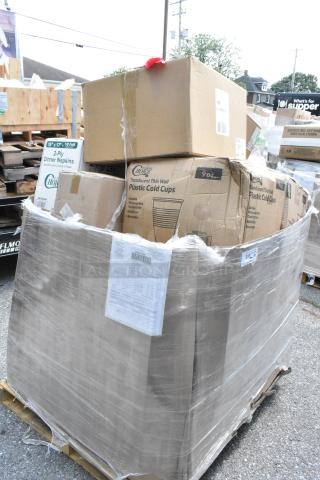 40 BRAND NEW SCRATCH AND DENT! Items Including Carlisle RG16-4C414 OptiClean 16 Compartment Lavender Color-Coded Glass Rack with 4 Extenders, 5002DNAP Choice White 2-Ply Dinner Napkin 17" x 15" - 3,000/Case, 500TW9 CHOICE TRANSLUCENT THIN PLASTIC COLD CUP, 150401 CHOICE GREEN CHECK DELI SANDWICH PAPER. 40 Times Your Bid!