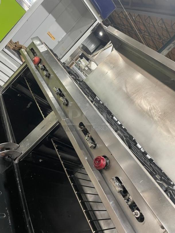 Vulcan Commercial Stainless Steel Natural Gas Powered 10 Burner Range/Double Oven Combo! With Back Splash & Overhead Salamander Shelf! With Wire Oven Racks! On Casters! - Image 9 of 11
