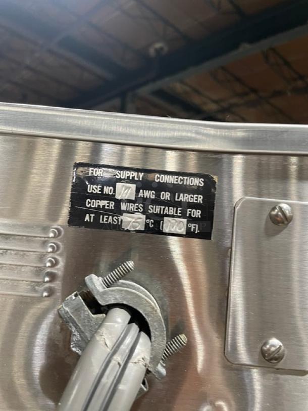 Alto-Shaam Halo Heat Series Commercial Stainless Steel Electric Powered Double Stacked Cook & Hold Oven! With Upper & Lower Controls! With Wired Oven Racks! On Casters! 2X Your Bid Makes One Unit! - Image 10 of 11