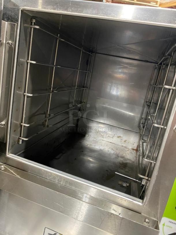 LoLo Commercial Stainless Steel Natural Gas Powered Countertop Steamer! With Built In Pan Holding Rack! - Image 5 of 9