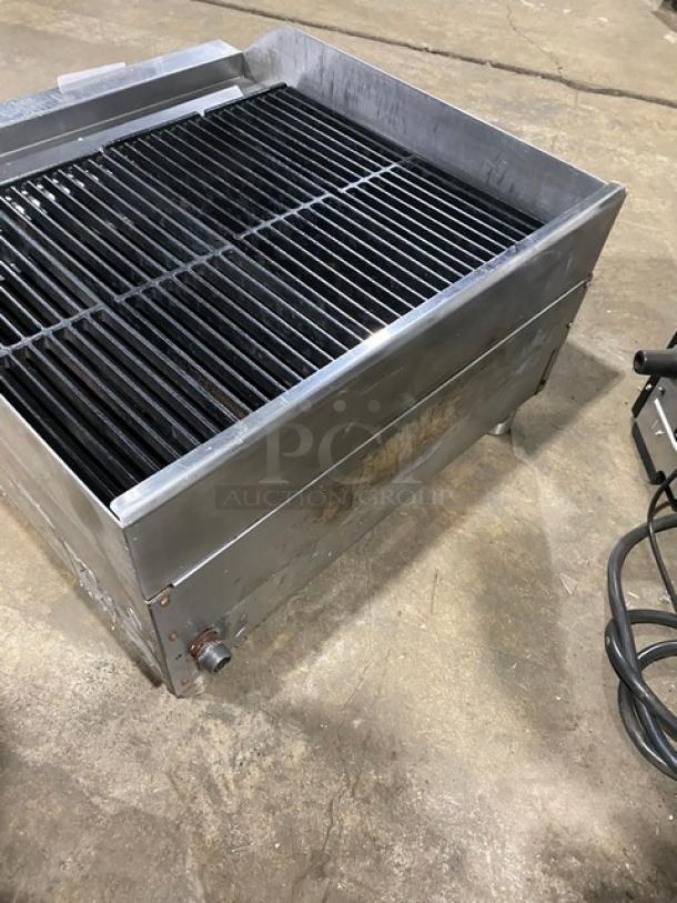 Globe Commercial Stainless Steel Natural Gas Powered Countertop Char Broiler! On Legs! - Image 3 of 7