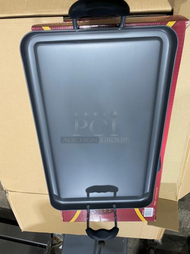BRAND NEW! Winco Commercial Deluxe Hard Anodized Aluminum Non-Stick Griddle! With Black Grip Handles! Model: HAG-2012! - Image 3 of 6