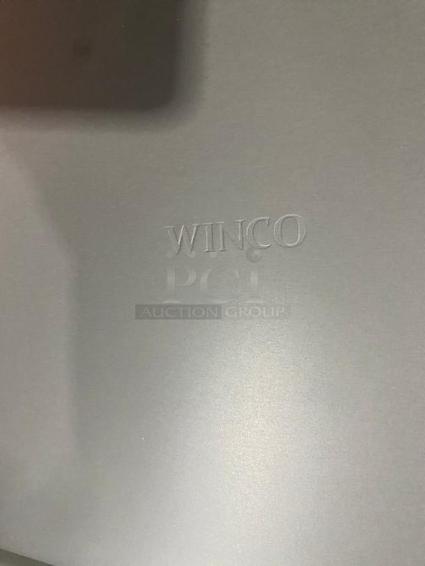 BRAND NEW! Winco Commercial Deluxe Hard Anodized Aluminum Non-Stick Griddle! With Black Grip Handles! Model: HAG-2012! - Image 5 of 6
