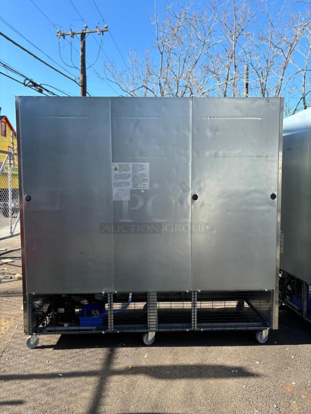 BRAND NEW DUKERS D83R COMMERCIAL 3 DOOR REACH IN FREEZER !! - Image 2 of 5