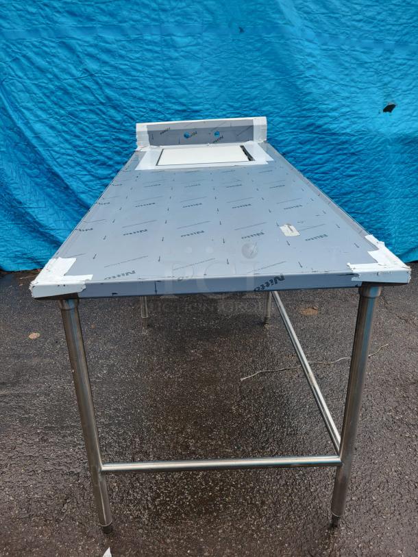 BRAND NEW AWESOME HEAVY DUTY WORK Table With Sink - Image 2 of 2