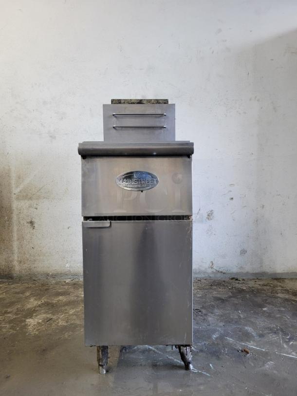 MainStreet Stainless Steel Deep Fryer - Image 1 of 4