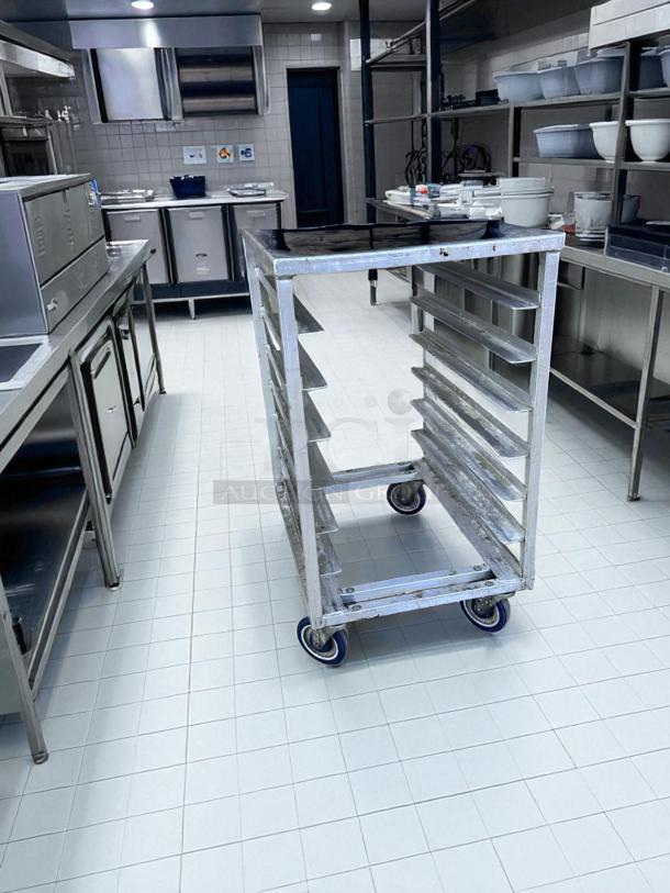 Very Good Condition – Aluminum Pan Rack – 10-Slot – Rolling – Fully Functional! - Image 3 of 5