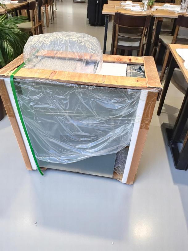 Brand New – Vulcan 1VEG50M – Gas Floor Fryer – Natural Gas – Fully Assembled & Unused! - Image 4 of 10