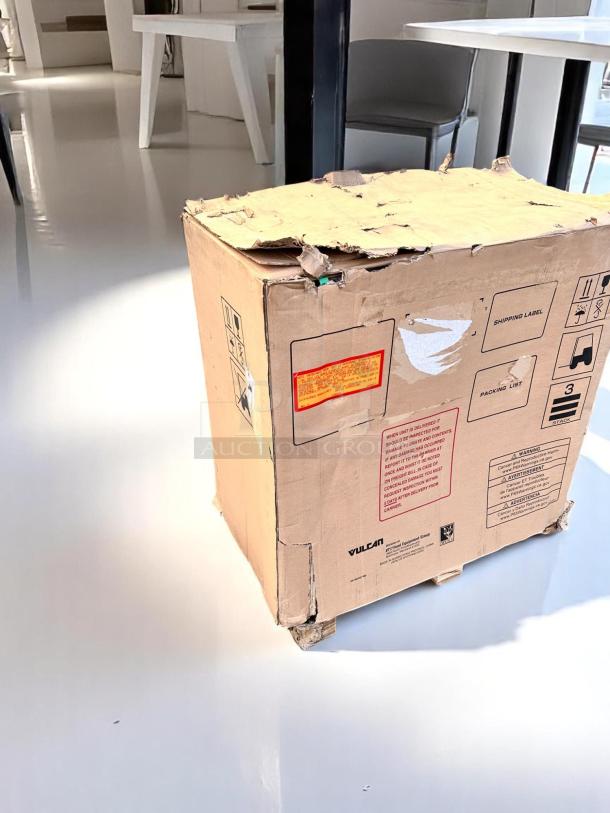 Brand New – Vulcan 1VEG50M – Gas Floor Fryer – Natural Gas – Fully Assembled & Unused! - Image 7 of 10
