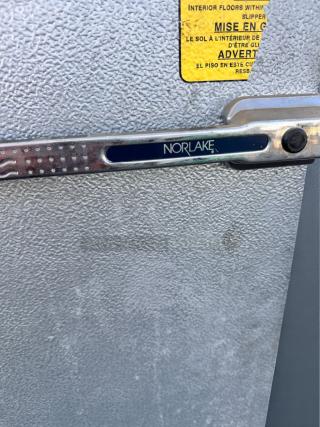 Awesome Condition – Norlake Walk-In Cooler/Freezer Double Doors – Fully Tested & Working! - Item #1192762