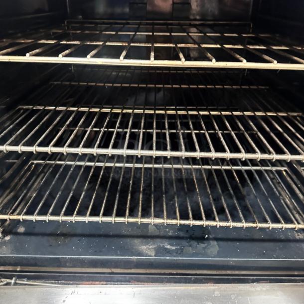 Excellent Condition – Montague Double-Stacked Gas Convection Oven – Fully Tested & Working! - Image 12 of 14