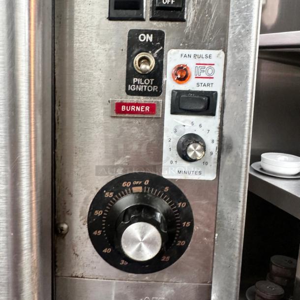 Excellent Condition – Montague Double-Stacked Gas Convection Oven – Fully Tested & Working! - Image 14 of 14