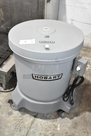 BRAND NEW SCRATCH AND DENT! 2024 Hobart SDPE-11 20 Gallon Electric Polyethylene Salad Dryer on Commercial Casters - 1/4 HP. 115 Volts, 1 Phase.