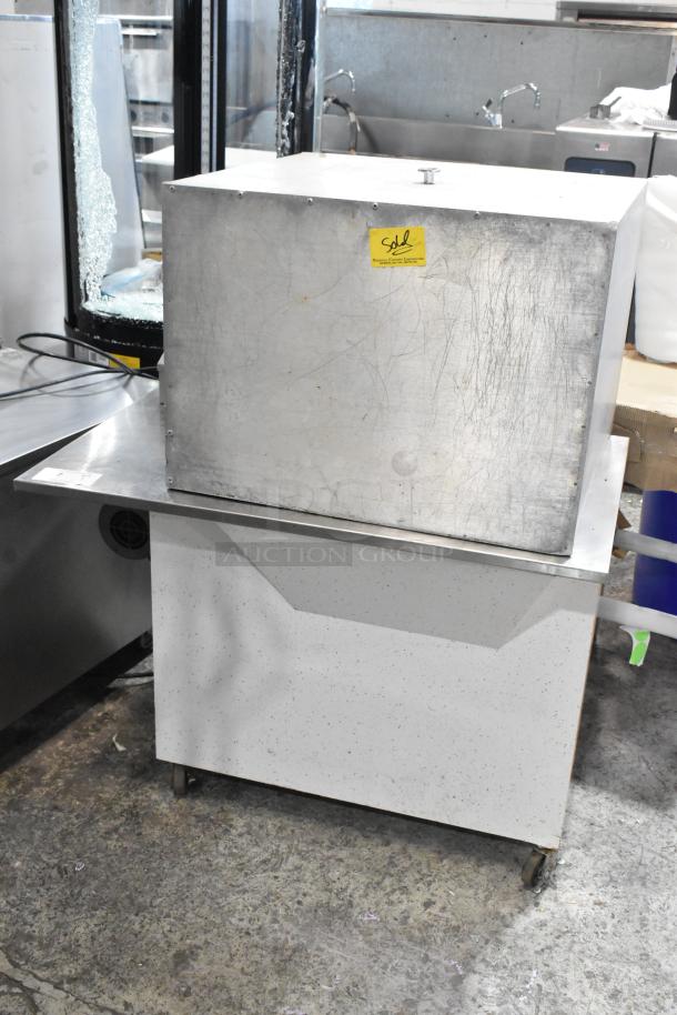 Hilliard's Stainless Steel Commercial Floor Style Chocolate Tempering Kettle on Commercial Casters. 120 Volts, 1 Phase. Tested and Working! - Image 2 of 12