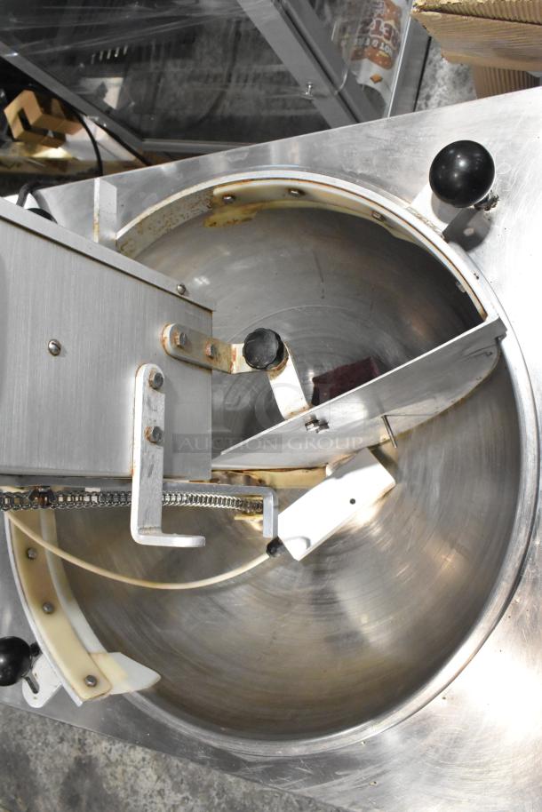 Hilliard's Stainless Steel Commercial Floor Style Chocolate Tempering Kettle on Commercial Casters. 120 Volts, 1 Phase. Tested and Working! - Image 8 of 12