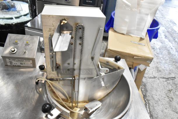 Hilliard's Stainless Steel Commercial Floor Style Chocolate Tempering Kettle on Commercial Casters. 120 Volts, 1 Phase. Tested and Working! - Image 10 of 12