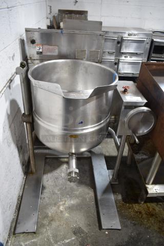 Cleveland KDL25T Stainless Steel Commercial Floor Style 25 Gallon Steam Tilting Kettle.