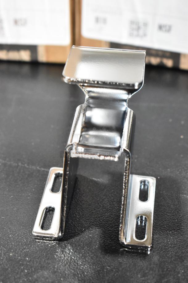 5 BRAND NEW SCRATCH AND DENT! Items Including Kason® 1094 SureClose™ Wide Door Closer Hook (Polished Chrome, Flush - 3/4" Offset) 507094000026, Kason® 11094000027 Door Closer Hook with 1 1/8" Offset Mount AP262999, Kason® 61741000258 Satin Die Cast Zamak 4" Adjustable Equipment Leg; Flange Foot; 3/8"-16 Stud Mount AP262073, Kason® 1645 1 3/8" - 2 1/2" Adjustable Gray Plastic Hex Foot Insert for 1 5/8" OD Tubing 507645000257, Kason® 11556000005 Concealed Cartridge Style Door Hinge AP263297. 5 Times Your Bid! - Image 3 of 20