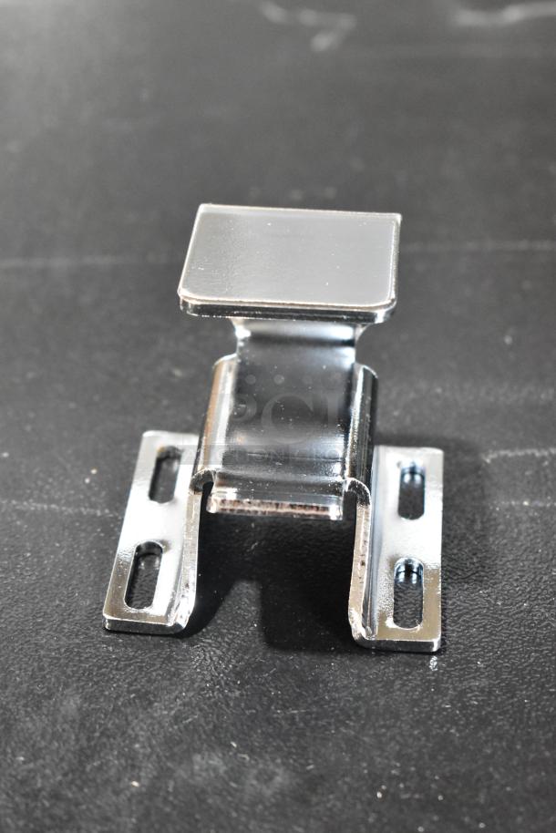 5 BRAND NEW SCRATCH AND DENT! Items Including Kason® 1094 SureClose™ Wide Door Closer Hook (Polished Chrome, Flush - 3/4" Offset) 507094000026, Kason® 11094000027 Door Closer Hook with 1 1/8" Offset Mount AP262999, Kason® 61741000258 Satin Die Cast Zamak 4" Adjustable Equipment Leg; Flange Foot; 3/8"-16 Stud Mount AP262073, Kason® 1645 1 3/8" - 2 1/2" Adjustable Gray Plastic Hex Foot Insert for 1 5/8" OD Tubing 507645000257, Kason® 11556000005 Concealed Cartridge Style Door Hinge AP263297. 5 Times Your Bid! - Image 9 of 20
