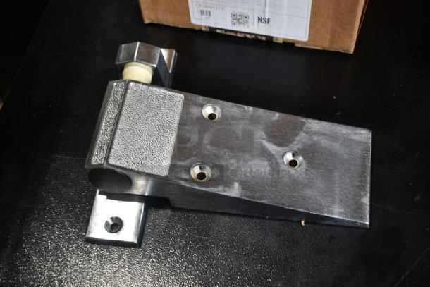 3 BRAND NEW SCRATCH AND DENT! Items Including Kason® 1256 Pacesetter Hinge (Textured Panel, Brushed Chrome), Kason® 11248000016 10 1/8" x 5 21/32" Reversible Spring-Assisted Cam Lift Hinge with 1 1/8" Offset, Kason® 1245 Reversible Cam-Rise Door Hinge (Polished Chrome, Flush Mount), 10 1/16" x 5 1/2". 3 Times Your Bid! - Image 2 of 7