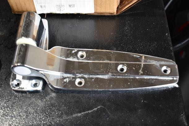 3 BRAND NEW SCRATCH AND DENT! Items Including Kason® 1256 Pacesetter Hinge (Textured Panel, Brushed Chrome), Kason® 11248000016 10 1/8" x 5 21/32" Reversible Spring-Assisted Cam Lift Hinge with 1 1/8" Offset, Kason® 1245 Reversible Cam-Rise Door Hinge (Polished Chrome, Flush Mount), 10 1/16" x 5 1/2". 3 Times Your Bid! - Image 6 of 7