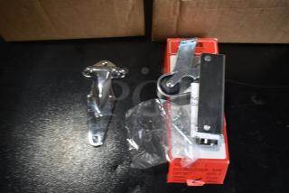 2 BRAND NEW SCRATCH AND DENT! Items Including Kason® 1070 Narrow Flange Hinge (Right Hand, Flush Mount) 507070000004 and Kason® 11092000008 2 1/4" x 4 5/8" Hydraulic Door Closer with 1 1/8" Offset 507092000008. 2 Times Your Bid!