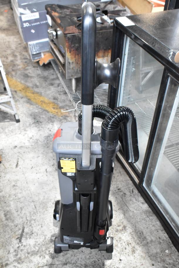 BRAND NEW SCRATCH AND DENT! Hoover HVRPWR CH90600V 12" Cordless Upright Vacuum Cleaner with Cleaning Tools - Image 4 of 6