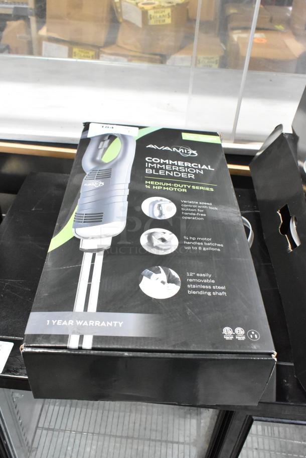 BRAND NEW SCRATCH AND DENT! 2023 AvaMix 928IBMD12 12" Medium-Duty Variable Speed Immersion Blender - 3/4 hp. 115 Volts, 1 Phase. - Image 2 of 11