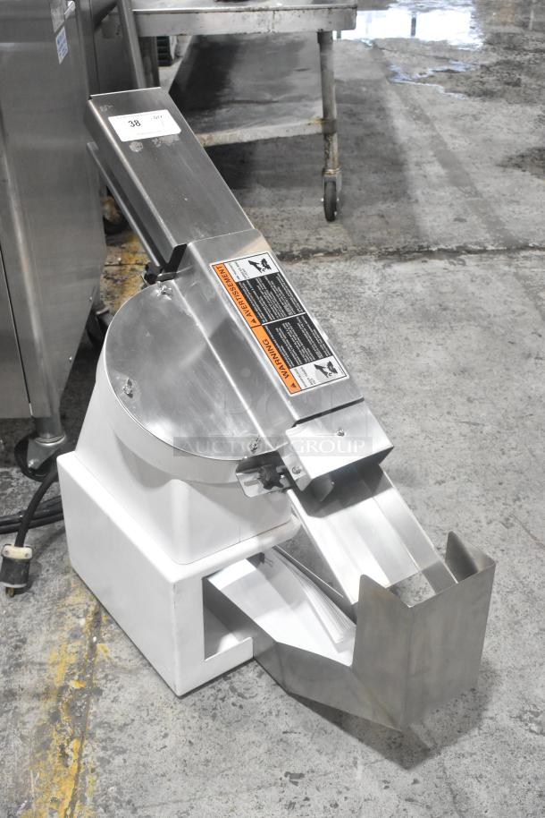 REFURBISHED! Oliver 702-N Metal Commercial Countertop Bread and Bagel Slicer. 115 Volts, 1 Phase. Tested and Working! - Image 2 of 9