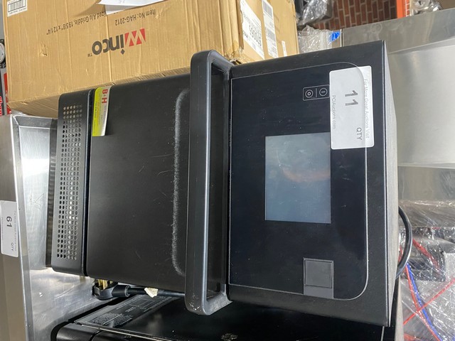 Merrychef eikon rapid-cook oven with characteristic design