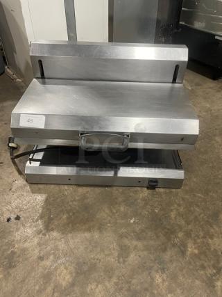 Equipex Commercial Stainless Steel Electric Powered Countertop Salamander Broiler/Cheese Melter/Finishing Oven! - Item #1192452