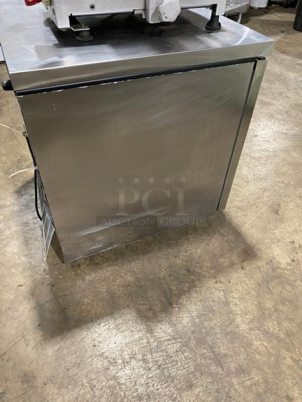 Hoshizaki Commercial Stainless Steel Single Door Low Profile Undercounter Worktop Refrigerator! Energy Star Certified! With Chrome Plated Wire Rack! Model: UR27B-LPC SN: L50013F! 115V 1 Phase! - Image 4 of 7