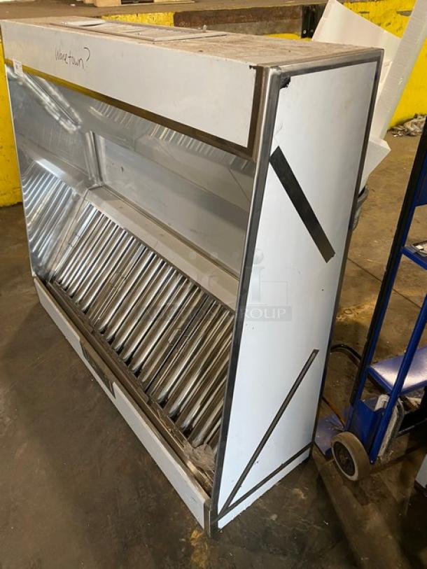 BRAND NEW! Commercial Stainless Steel Kitchen Exhaust Hood! With Filter! - Image 2 of 6
