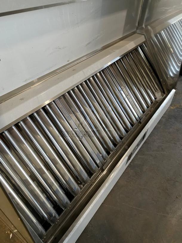 BRAND NEW! Commercial Stainless Steel Kitchen Exhaust Hood! With Filter! - Image 6 of 6