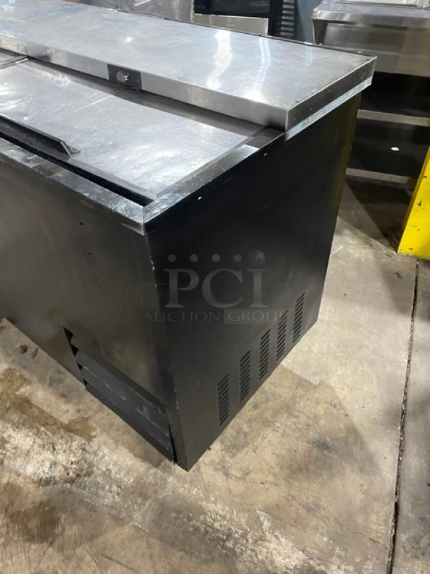 Maxx Cold X-Series Commercial Black Powder Coated Horizontal Bottle Cooler! With Stainless Steel Top & Double Sliding Lids! Model: MXCR65B SN: 382322! 115V 1 Phase! - Image 2 of 7
