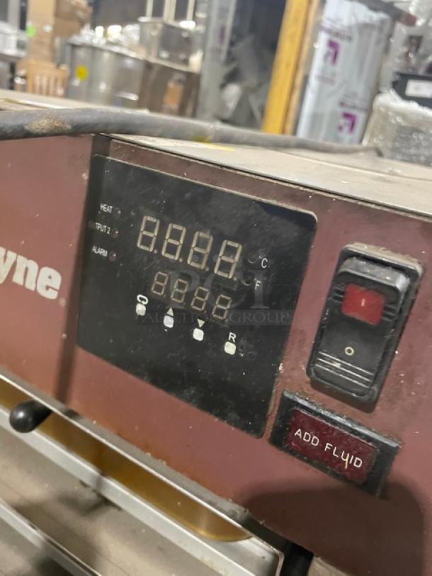 Thermodyne Commercial Stainless Steel Electric Powered Countertop Slow Cook/Hold Oven! With Ambered High Heat Food Containers! Model: 300NDNL SN: 4361! 120V 1 Phase! - Image 7 of 9