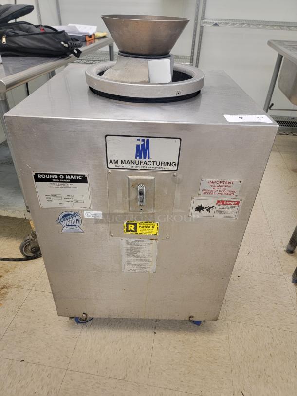 Achieve Perfect Consistency and Effortlessly with this AM-900 MFG Dough Rounder! Designed for efficiency and precision, (also known as the Round-O-Matic R-900) is the ultimate solution for any operation that demands perfectly rounded dough every time! *BUYER MUST REMOVE - NO SHIPPING OR HANDLING AVAILABLE* See video link in description below 👇 - Image 1 of 5