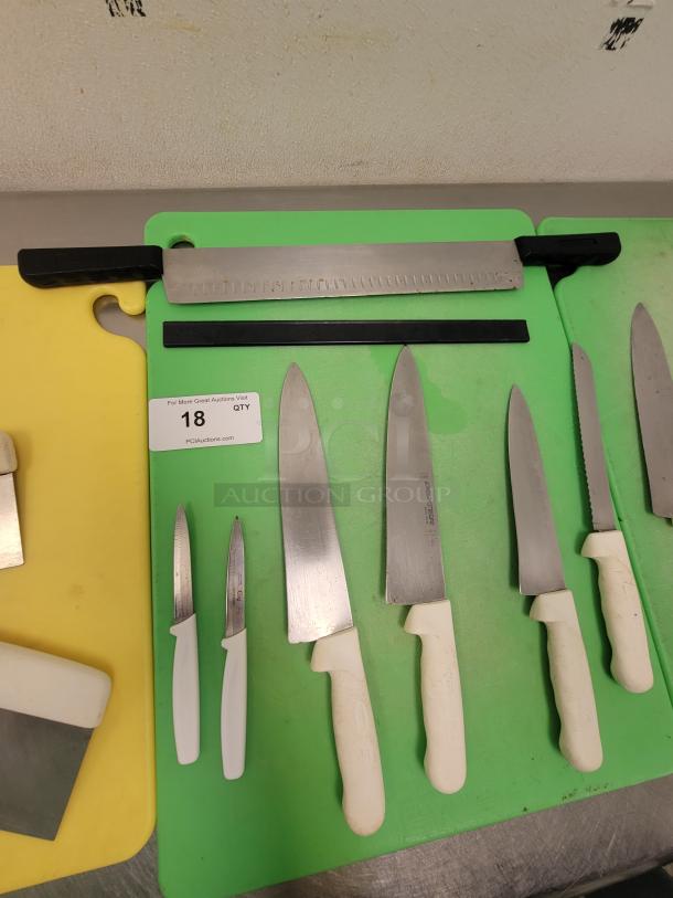 3 Commercial Cutting boards with assorted cutting utensils.  2- 2' x 18" 1- 20" x 15
Commercial Cutting Board & Utensil Set - Perfect for Any Kitchen! Boost your kitchen's prep efficiency with this convenient package! We're offering (3) durable Commercial Cutting Boards paired with a selection of assorted cutting utensils, ideal for restaurants, catering, food trucks, or even home chefs who demand professional quality. *BUYER MUST REMOVE - NO SHIPPING OR HANDLING AVAILABLE* - Image 3 of 5