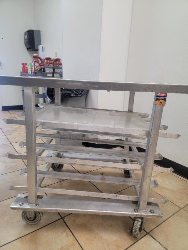 Winholt Commercial Aluminum Sheet Pan Rack / Bun Pan Cart - Mobile Bakery Rack! Perfect for proofing, cooling, or general storage of baked goods, prepped ingredients, or dishes. A versatile and essential piece of equipment for high-volume environments. *BUYER MUST REMOVE - NO SHIPPING OR HANDLING AVAILABLE* - Image 2 of 3