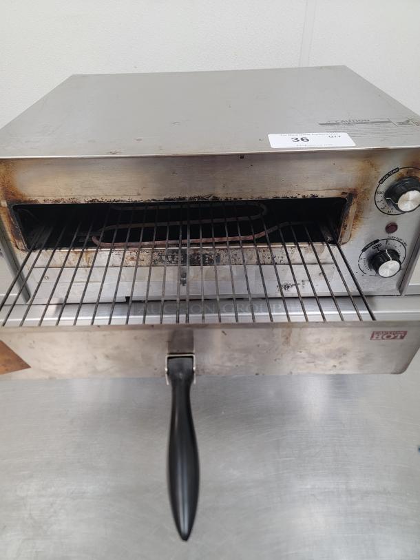 Hot Deal! Fusion 2'x20"x10" Commercial Countertop Pizza Oven! Tested and Works! An ideal addition for restaurants, cafes, food trucks, or even a serious home pizza enthusiast! *BUYER MUST REMOVE - NO SHIPPING OR HANDLING AVAILABLE* - Image 2 of 6