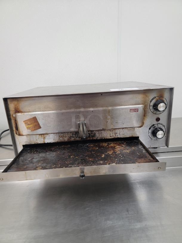 Hot Deal! Fusion 2'x20"x10" Commercial Countertop Pizza Oven! Tested and Works! An ideal addition for restaurants, cafes, food trucks, or even a serious home pizza enthusiast! *BUYER MUST REMOVE - NO SHIPPING OR HANDLING AVAILABLE* - Image 3 of 6