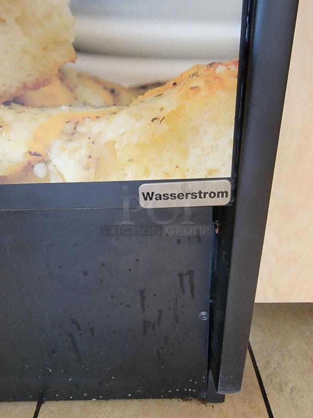 Wasserstrom 39" Commercial Open Air Merchandiser - Display & Chill with Ease! Showcase your products and keep them perfectly chilled! We're offering a fantastic 39-inch Commercial Open Air Merchandiser, ideal for impulse buys, grab-and-go items, beverages, pre-packaged meals, or produce in any grocery store, convenience store, cafe, or deli. This unit is designed to maintain consistent, food-safe temperatures for optimal freshness. *BUYER MUST REMOVE - NO SHIPPING OR HANDLING AVAILABLE* See video link in description 👇 - Image 3 of 3