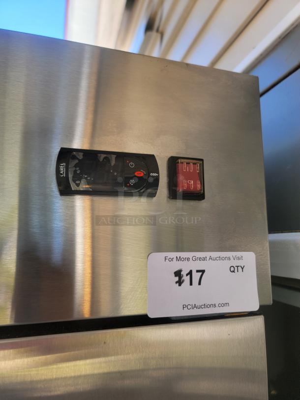 Culitek MRRF-1D Commercial Reach-In Refrigerator - Excellent Condition! Upgrade your kitchen's cold storage with this robust and reliable single-door reach-in refrigerator on casters! Designed for busy commercial environments, this unit offers efficient cooling, ample capacity, and durable construction to keep your ingredients fresh and safe. See video in description below 👇 - Image 2 of 5