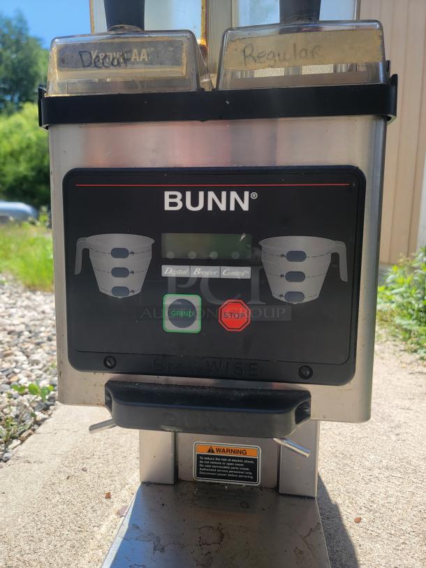 Bunn PN-35600 Multi-Hopper Coffee Grinder! Elevate your coffee service with this high-performance Bunn PN-35600 Multi-Hopper Commercial Coffee Grinder! Perfect for cafes, restaurants, hotels, or any business that demands freshly ground coffee with variety and efficiency. This grinder allows you to offer multiple coffee blends or decaf options without changing beans or hoppers. - Image 2 of 4