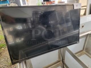 Vizio 32-inch D-Series HD LED Smart TV, Model D32f-D1, in used condition; ideal for smaller spaces.