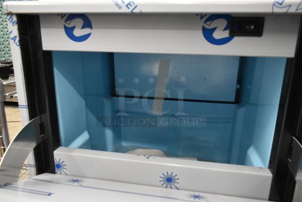 Brand new 2025 Avantco 194EUCH130A undercounter ice machine, self-contained, 115V, 1 phase; scratch and dent condition.