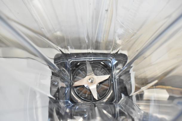 Brand new Vita-Mix VM0101D countertop blender, scratch and dent, with stainless steel blades, 120 volts, 1 phase.