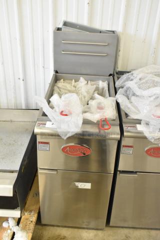 Brand new Avantco 177FF50L commercial propane gas fryer, 120,000 BTU, with 2 metal fry baskets, scratch and dent.