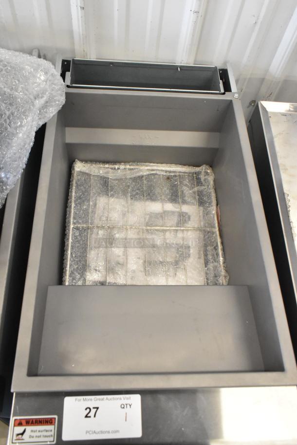 Brand new Avantco 177FF50L propane gas deep fryer, 2025 model, with 2 metal fry baskets, 120,000 BTU. Scratch and dent condition.